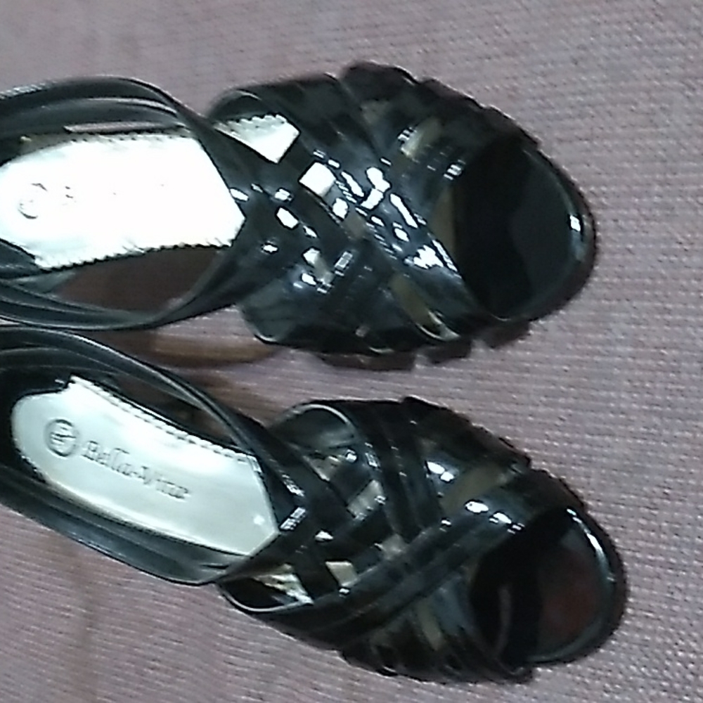 Wemon shoes